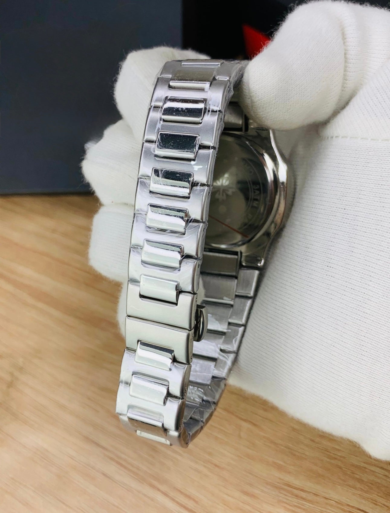PP Silver - Diamond Bezel