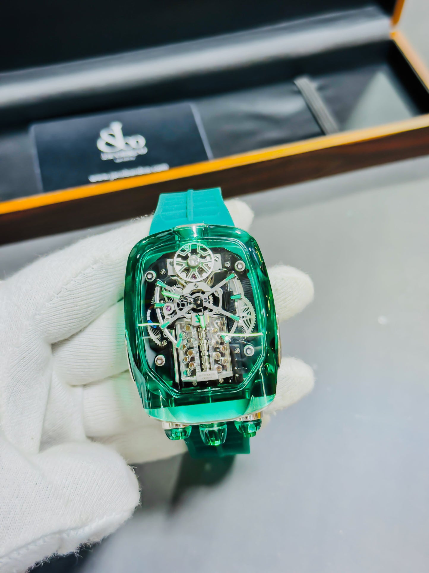 J&Co Bugatti Chiron Green - Master Transparent Edition