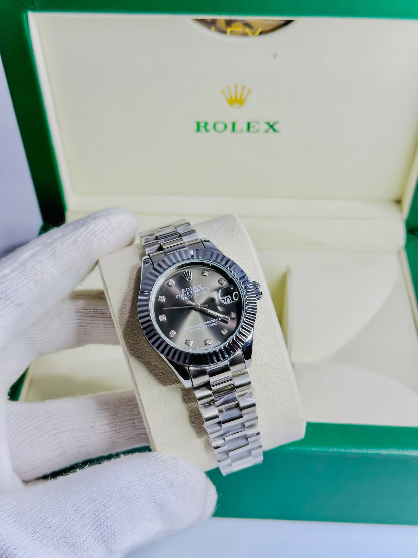 Royale Date Just Silver - Black Dial Female Edition