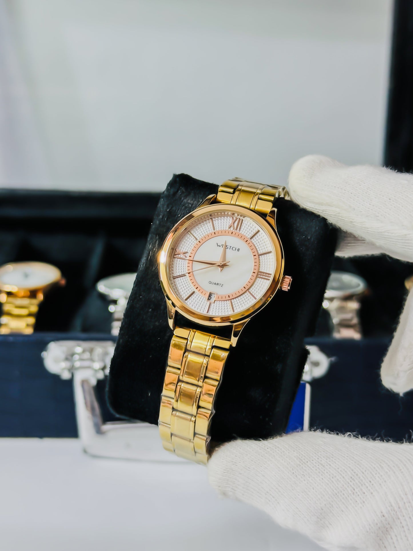 Westci-ll Elegant Gold Roman Dial Watch- Women Edition