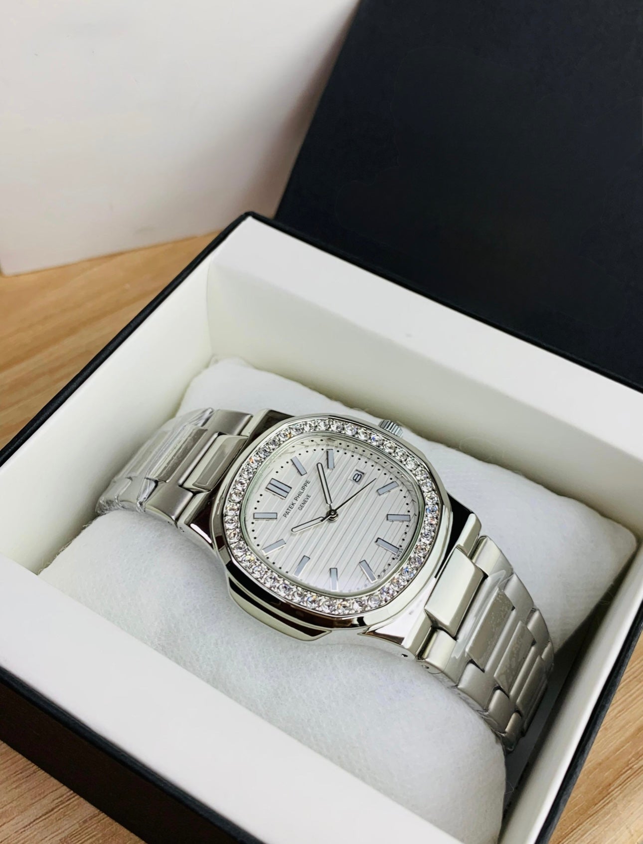 PP Silver - Diamond  Bezel