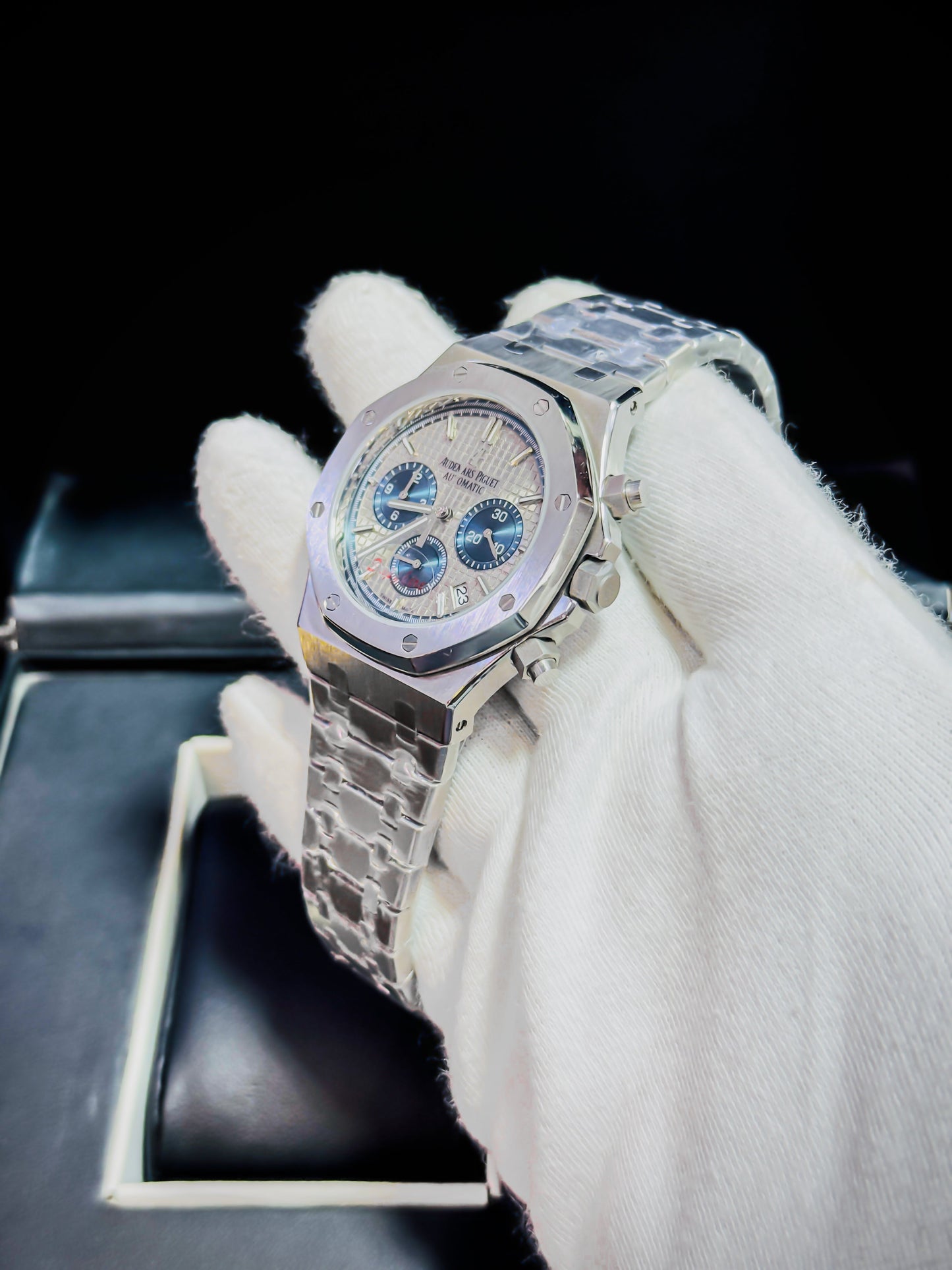 Audemars Piguet Royale Oak - Chronograph Master Edition