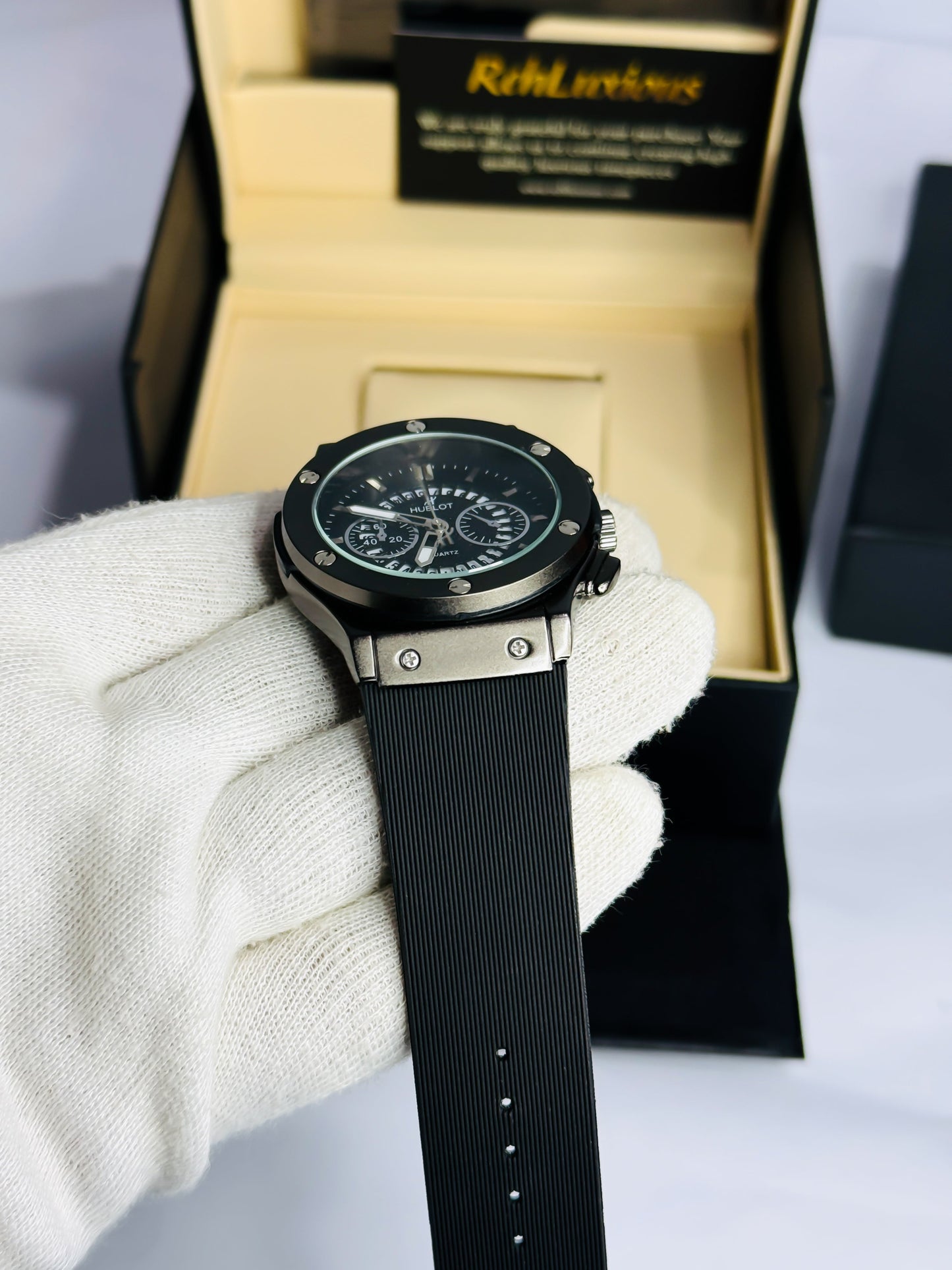 HB Geneve Black - Premium Strap Edition