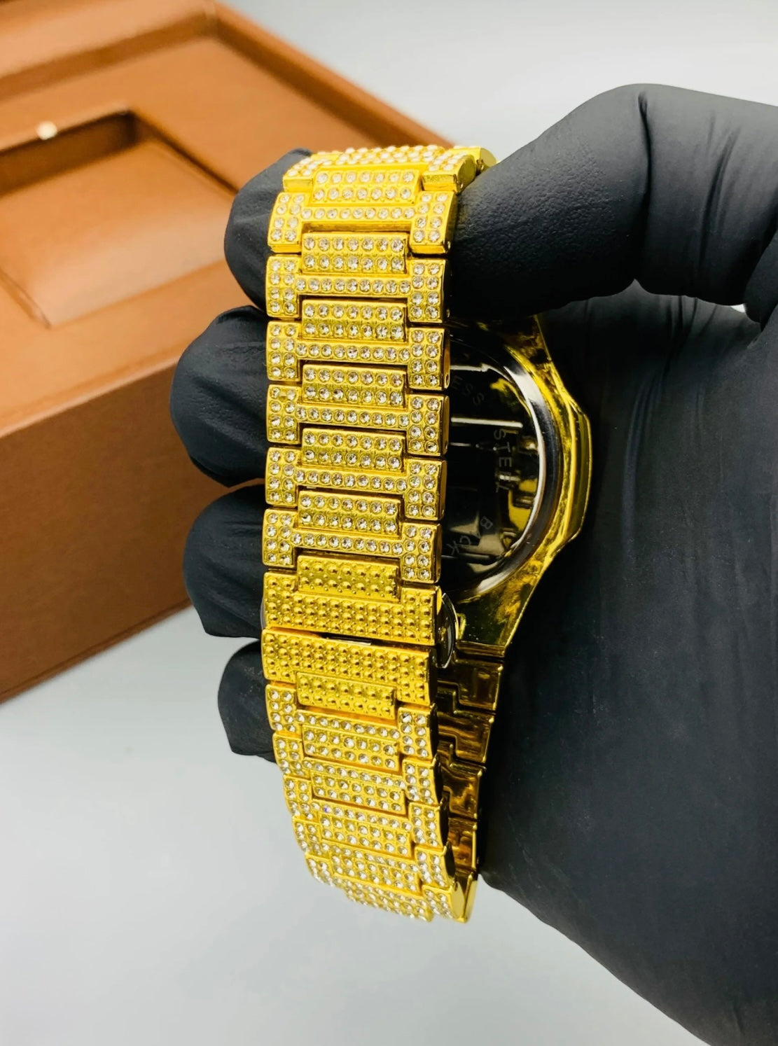 PP Golden - Iced Elegance