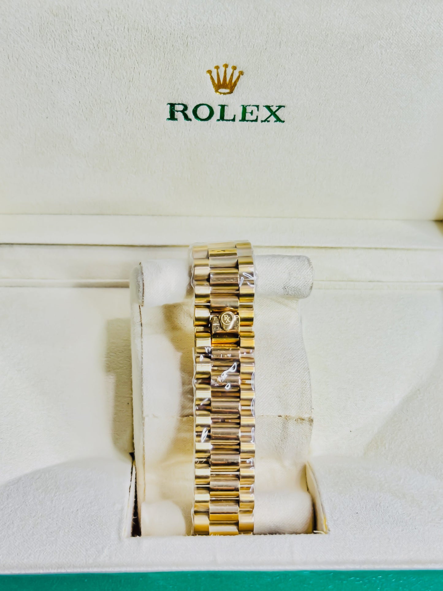 Royale Date Just - Golden Tiffany Dial