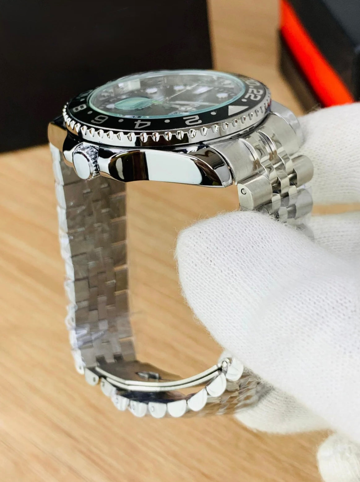 GMT Dual Red-Blue