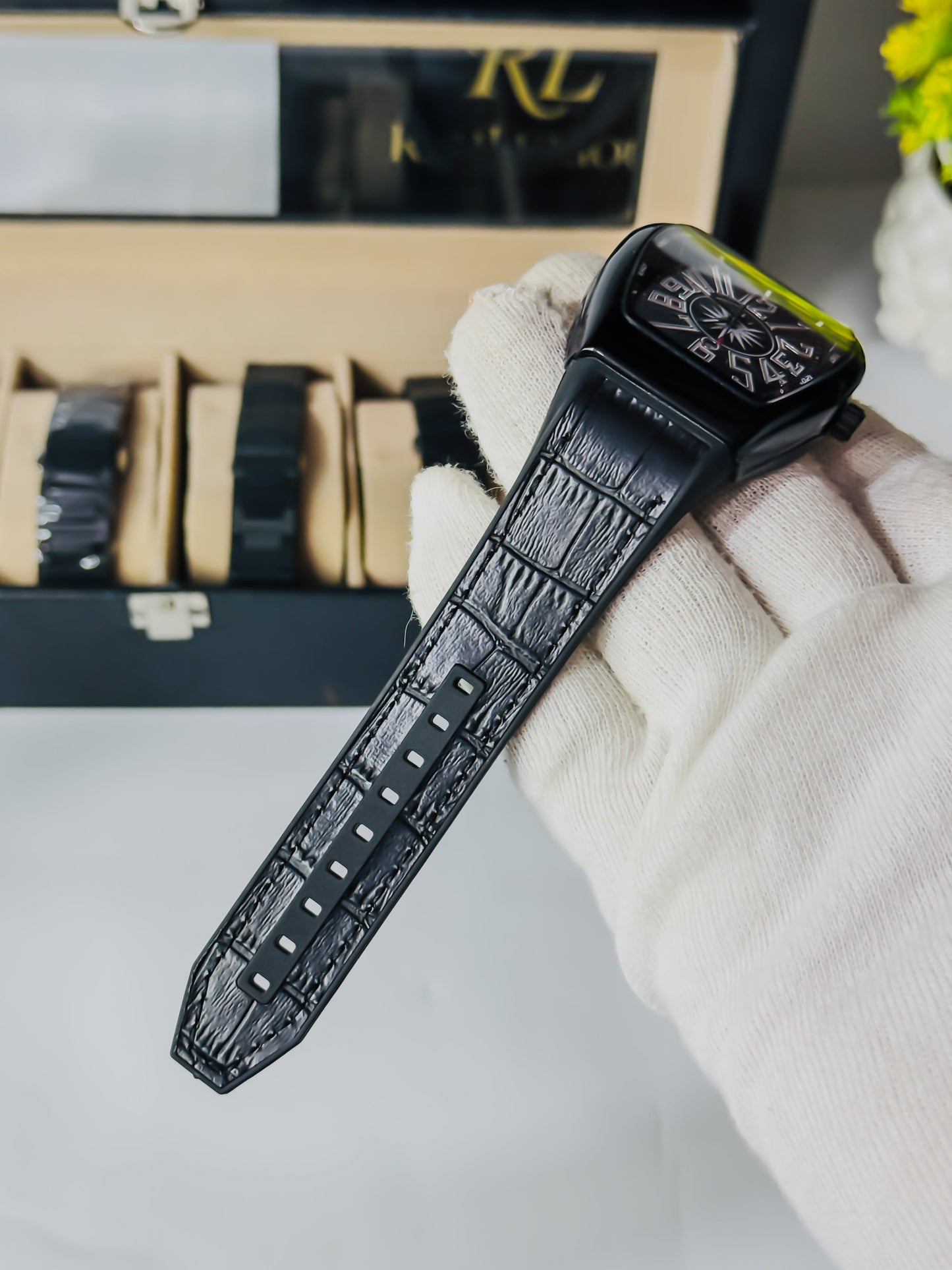 FM - Black Premium Leather Edition
