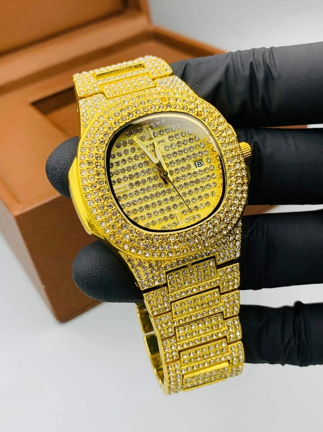 PP Golden - Iced Elegance