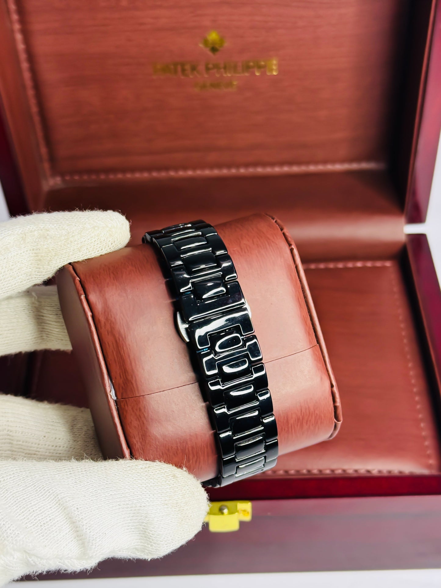 PP Geneve Black - Brown Dial