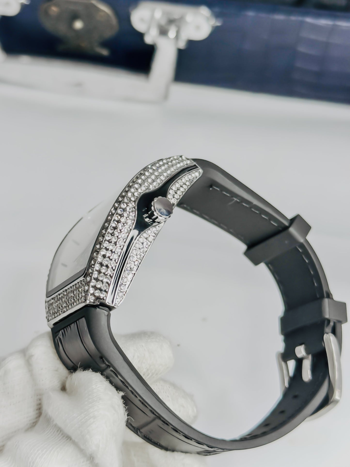 FM Premium - White Stone Edition